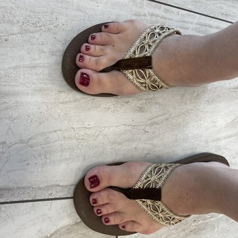 Elegant Nails & Spa - My daughter's toes. - Nail Salons Near Me - Lakeland, Florida