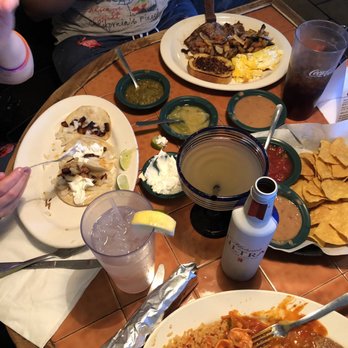 El Pinche Juan - Street tacos, steak and eggs and shrimp cooked in salsa! - Mexican Near Me - Bullhead City, Arizona El Pinche Juan - Street tacos, steak and eggs and shrimp cooked in salsa! - Mexican Near Me - Bullhead City, Arizona