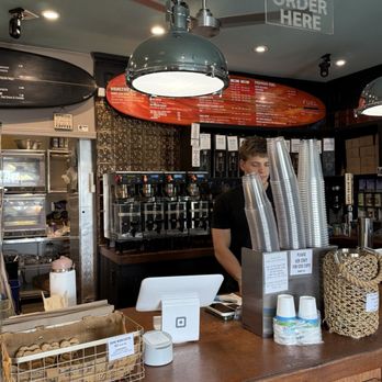 Fuel Coffee Bar - Bar - Coffee & Tea Near Me - Narragansett, Rhode Island