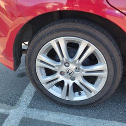 Express Towing - The company can't even put luggage nuts back on.