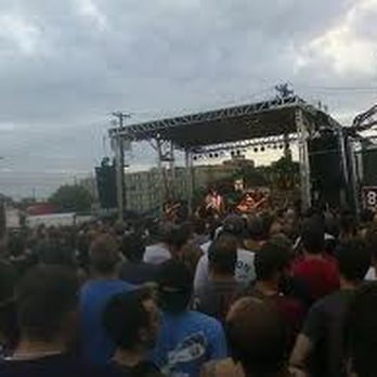 The Cabooze - outdoor festivities! - Bars Near Me - Minneapolis, Minnesota The Cabooze - outdoor festivities! - Bars Near Me - Minneapolis, Minnesota