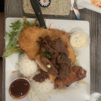 Da Kitchen Maui - Mixed plate (it was a special of the day and that's an iPhone X plus for comparison.) - Hawaiian Near Me - Kihei, Hawaii