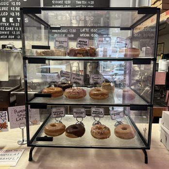 Dottie's Donuts - Donuts - Cafes Near Me - Philadelphia, Pennsylvania