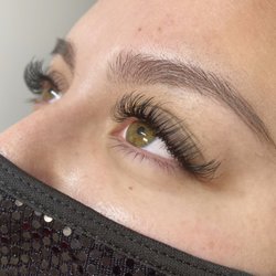 The Lux Lash Lounge