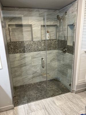 Custom Showers - Let us help you customize your shower experience! Custom Showers - Let us help you customize your shower experience!