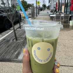 Remedee Coffee - Iced matcha latte