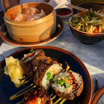 OOO Rooftop - Asian Fusion Near Me - Zürich, ZH