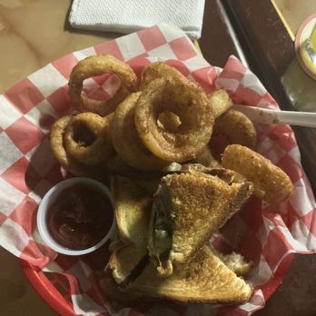 Pit Stop Bar & Grill - American Near Me - Bowling Green, Kentucky Pit Stop Bar & Grill - American Near Me - Bowling Green, Kentucky