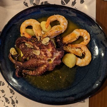 Solar 31 - Octopus - little chewy / undercooked - Seafood Near Me - Lisbon, 11