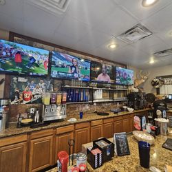 Woodsby's Cafe