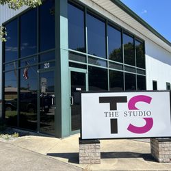The Studio by Kat Wilson - The Studio by Kat
Dance studio in Bethalto