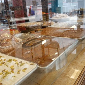 Pastry & Bakery La Brioche - Bakeries Near Me - Ottawa, Ontario