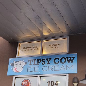 Tipsy Cow Ice Cream - Signage - Ice Cream & Frozen Yogurt Near Me - New Braunfels, Texas