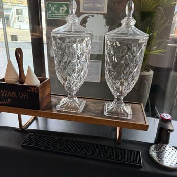 DoubleTree by Hilton Hotel Edinburgh City Centre - Hotels Near Me - Edinburgh, EDH