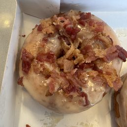 Maple bacon: maple icing with chopped bacon