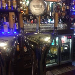 Raglan Road - Proseco on tap