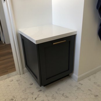 Leni Studio - Laundry Cabinet - Interior Design Near Me - Palm Beach Gardens, Florida