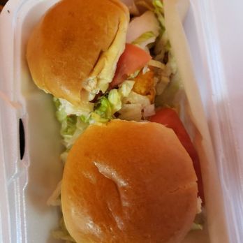 Hooters - Slider - Chicken Wings Near Me - Selma, Texas