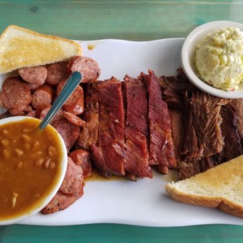 Pit Row Pit Stop - Bbq plate was soooooo good... - Diners Near Me - Livingston, Texas