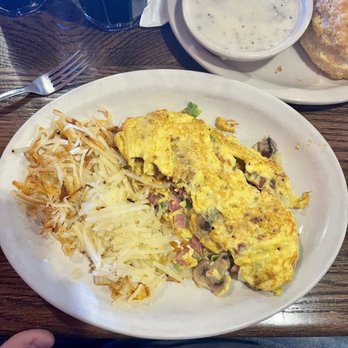 Corner Cafe - Riverside - Omelette - Breakfast & Brunch Near Me - Riverside, Missouri