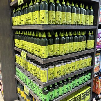 Dumbo Market - Grocery Near Me - New York, New York