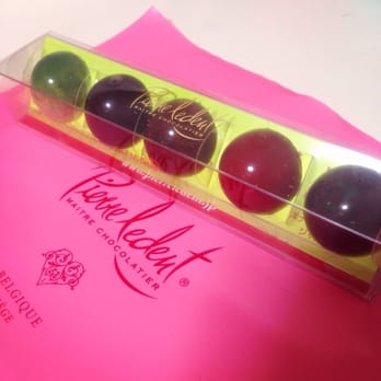Pierre Ledent - Amuse-bouches 540yen - Chocolatiers & Shops Near Me - Brussels, BRU