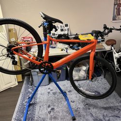 Winnipesaukee E-Bikes - T1 ST Lava .