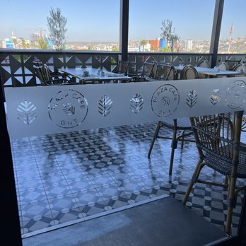 Plaza Café - Outside seating - Buffets Near Me - Tijuana, BCN