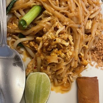 Jasmine Thai Cuisine - Lunch chicken Pad Thai - Thai Near Me - Twin Falls, Idaho