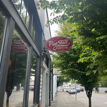 Pine State Biscuits - Breakfast & Brunch Near Me - Portland, Oregon