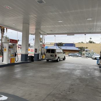 Shell - Gas pumps - Gas Stations Near Me - San Diego, California Shell - Gas pumps - Gas Stations Near Me - San Diego, California