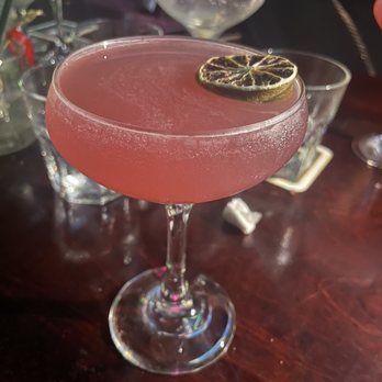 Pat’s Off Laurel - Cosmopolitan - Cocktail Bars Near Me - San Fernando Valley, California Pat’s Off Laurel - Cosmopolitan - Cocktail Bars Near Me - San Fernando Valley, California