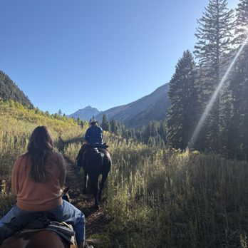 Maroon Bells Guide and Outfitters - Horseback Riding Near Me - Aspen, Colorado Maroon Bells Guide and Outfitters - Horseback Riding Near Me - Aspen, Colorado