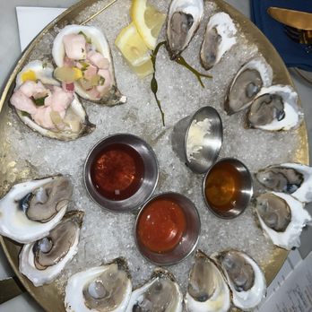 Pigeon and Whale - Happy Hour oysters - Cocktail Bars Near Me - New Orleans, Louisiana Pigeon and Whale - Happy Hour oysters - Cocktail Bars Near Me - New Orleans, Louisiana