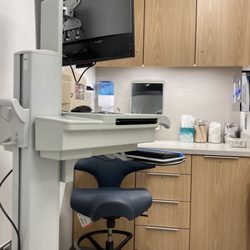 Joan H Tisch Center - NYU Langone - Waiting for the doctor. I love my Primary Care Doctor!
