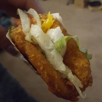 Taco Bell - Naked chicken chalupa - Fast Food Near Me - Chamblee, Georgia