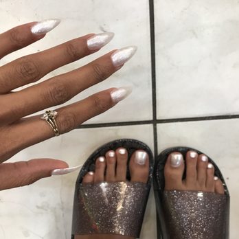 Elle Nails Spa - Fill & pedicure w/ acrylic big toe :) - Nail Salons Near Me - Los Angeles, California