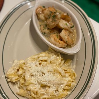 Mandola's Italian Kitchen - Shrimp scampi - Italian Near Me - Riverview, Florida Mandola's Italian Kitchen - Shrimp scampi - Italian Near Me - Riverview, Florida
