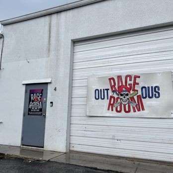Outrageous Room - Outside - Recreation Centers Near Me - West Palm Beach, Florida