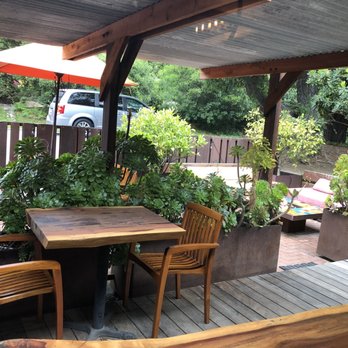 Big Sur Roadhouse - Breakfast & Brunch Near Me - Big Sur, California