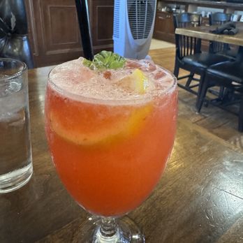 Brewsters Bar & Grill - Delicious cocktail - New American Near Me - Galt, California