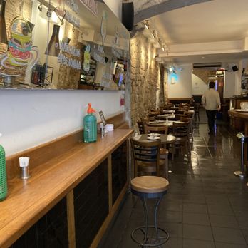Taller de Tapas - Indoor seating - Tapas Bars Near Me - Barcelona, B Taller de Tapas - Indoor seating - Tapas Bars Near Me - Barcelona, B