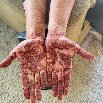 Henna Art by Deepali - Perfect stain - Henna Artists Near Me Henna Art by Deepali - Perfect stain - Henna Artists Near Me