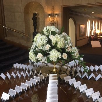 Thrifty Florist - Fresh flower design for a wedding... - Florists Near Me - Taylor, Michigan Thrifty Florist - Fresh flower design for a wedding... - Florists Near Me - Taylor, Michigan