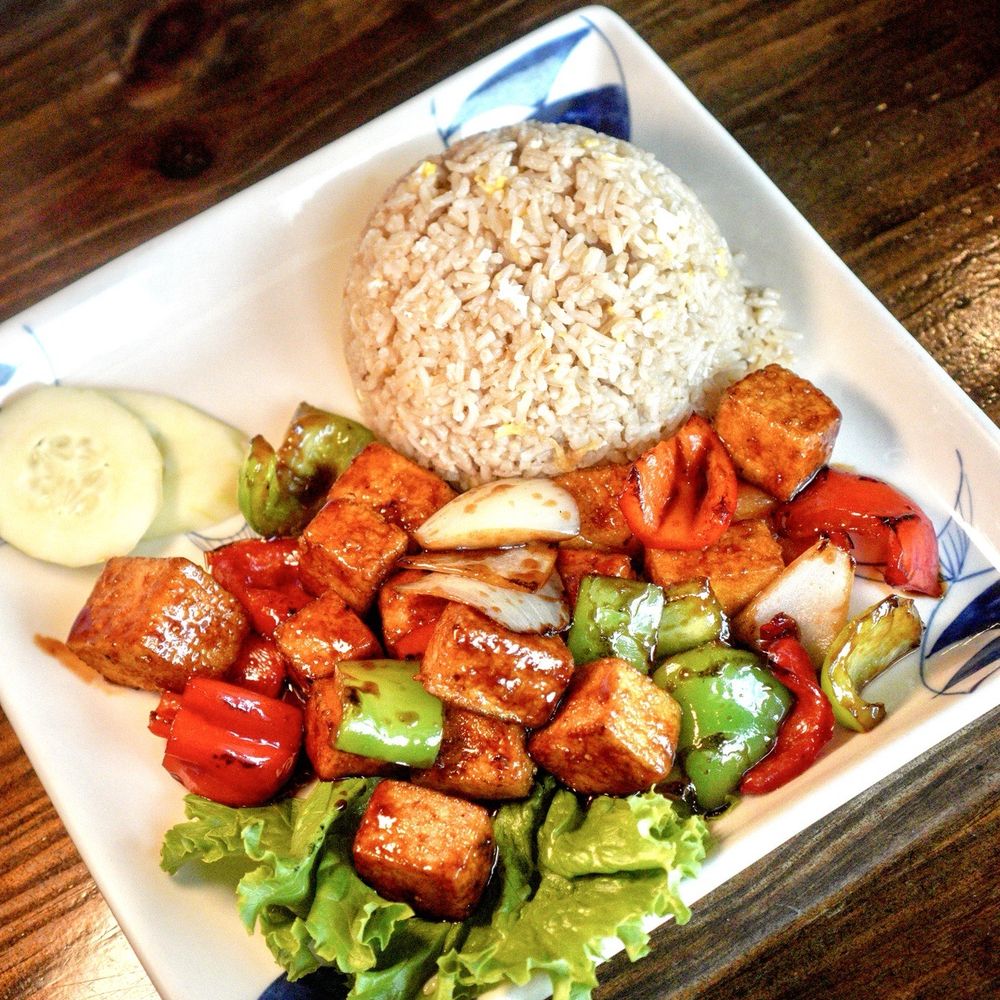 Shaking Tofu with Fried Rice