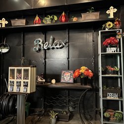 Birrieria La Santa Tacos & More - Indoor seating area