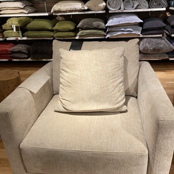 Crate and Barrel - Furniture Stores Near Me - Cranston, Rhode Island