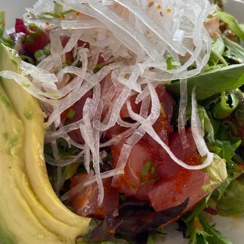 Mahi's - Spicy Tuna Salad - Seafood Near Me - Virginia Beach, Virginia