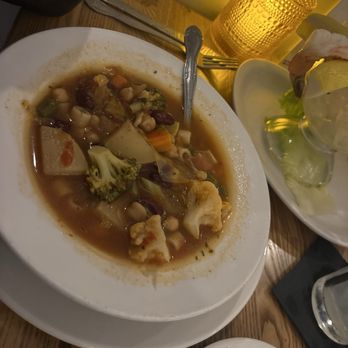 De Lucia's Italian Restaurant - Minestrone Soup - Italian Near Me - Lake Forest, California De Lucia's Italian Restaurant - Minestrone Soup - Italian Near Me - Lake Forest, California