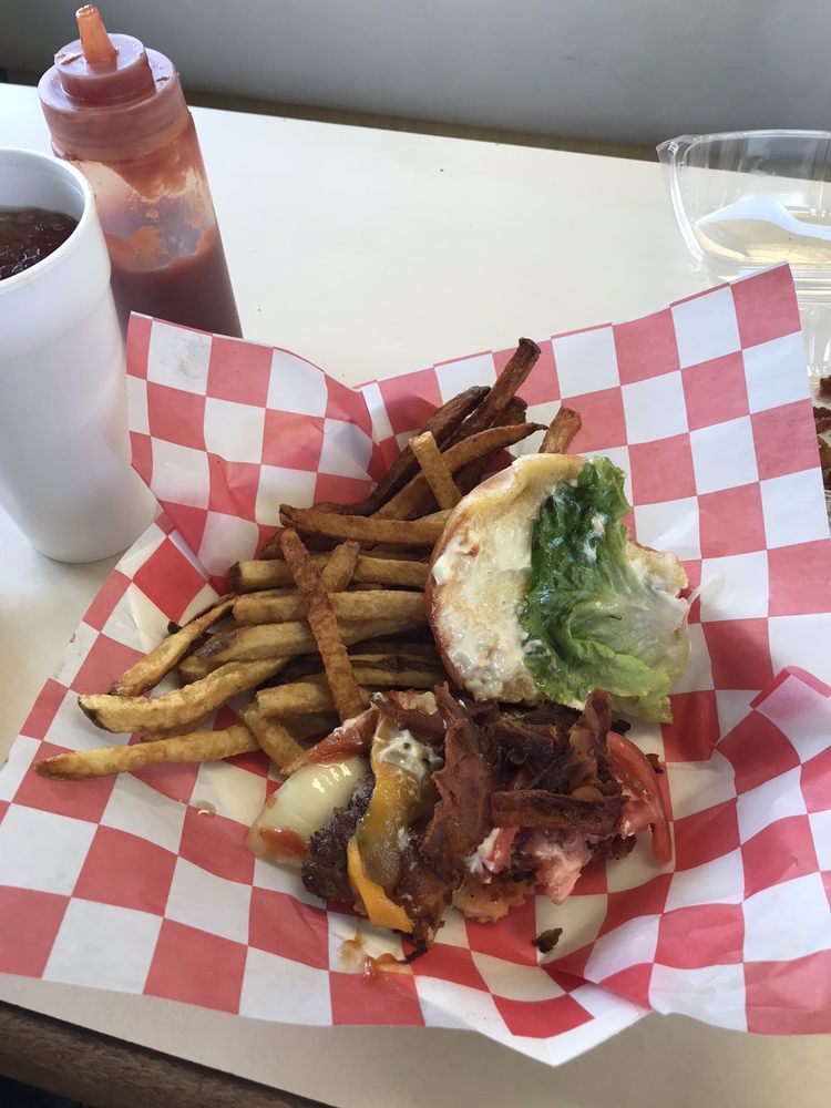 TOUCHDOWN BURGERS CLOSED Updated March 2024 16 Photos & 62